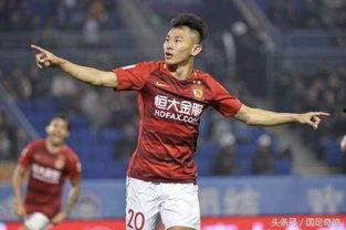 于汉超最新爆料新星,新星崛起,足球界新希望闪耀登场 第1张 于汉超最新爆料新星,新星崛起,足球界新希望闪耀登场 第1张